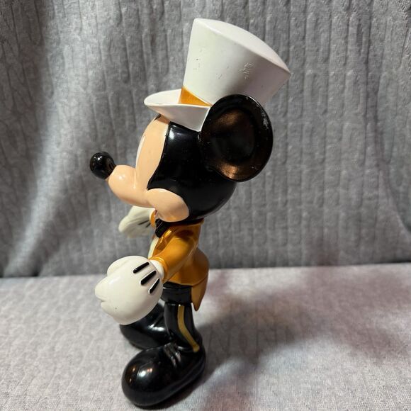 Disney on Ice Mickey Mouse 9” Poseable Plastic Figure - Picture 2 of 6